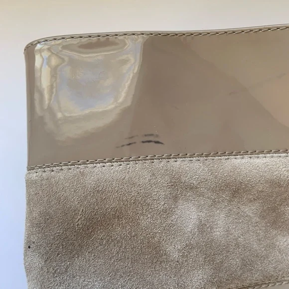 Roger Vivier beige suede/patent leather booties - Picture 5 of 8